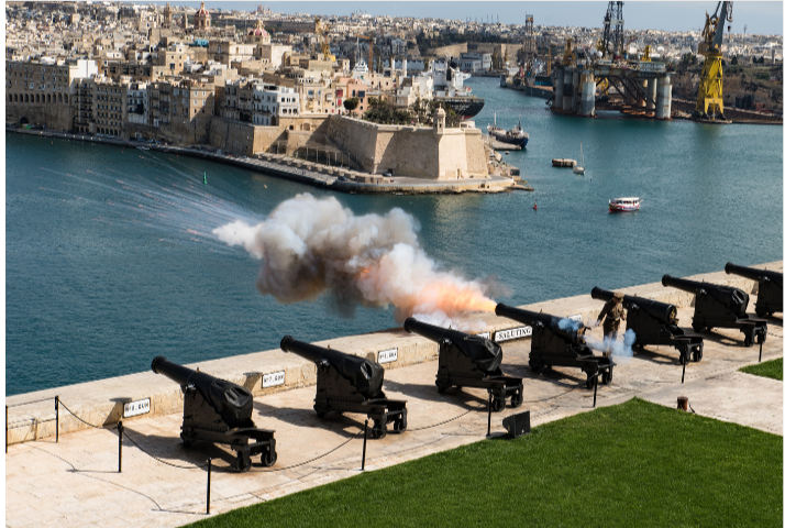 Upper Barrakka Gardens cannons firing in Malta Quest